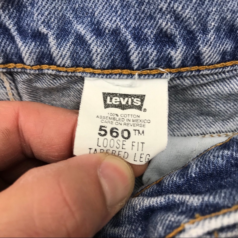 Vintage Levi’s 560 High Waist wedgie fit Jeans - Picture 7 of 7